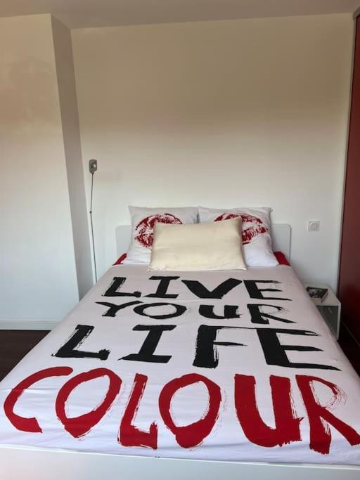 Les Cigales Apartment Le Pradet Bagian luar foto